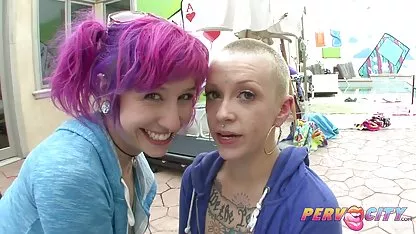 Lesbian tua film bokep japanese full movie muda wanita di sauna