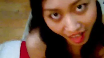 Saya download video hd jepang sedikit skirt untuk anda